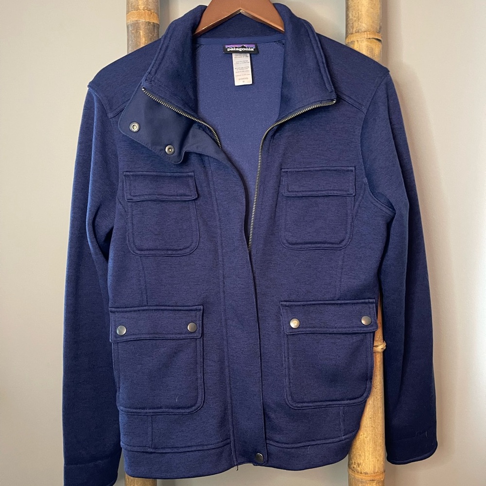 Patagonia women’s  Navy Field Jacket